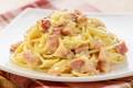 Pasta-karbonara-s-bekonom-i-slivkami