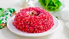 Salat-Granatovyj-braslet-s-kuricej